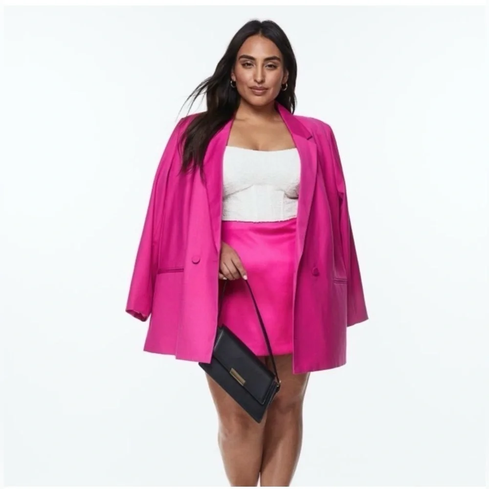 H&M pink mini satin skirt with built in shorts
